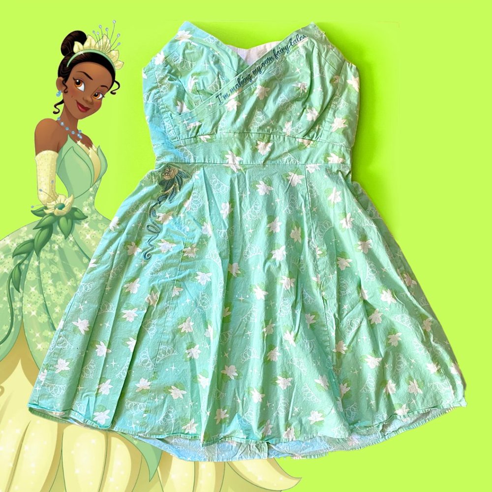 Her Universe Disney The Princess And The Frog Icon Retro Halter Dress